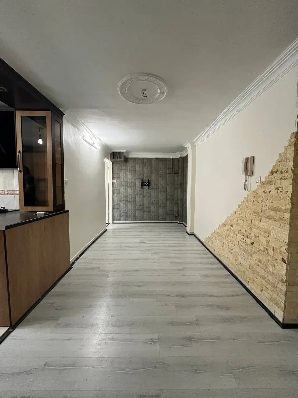 آپارتمان ۴۰ متری پیروزی