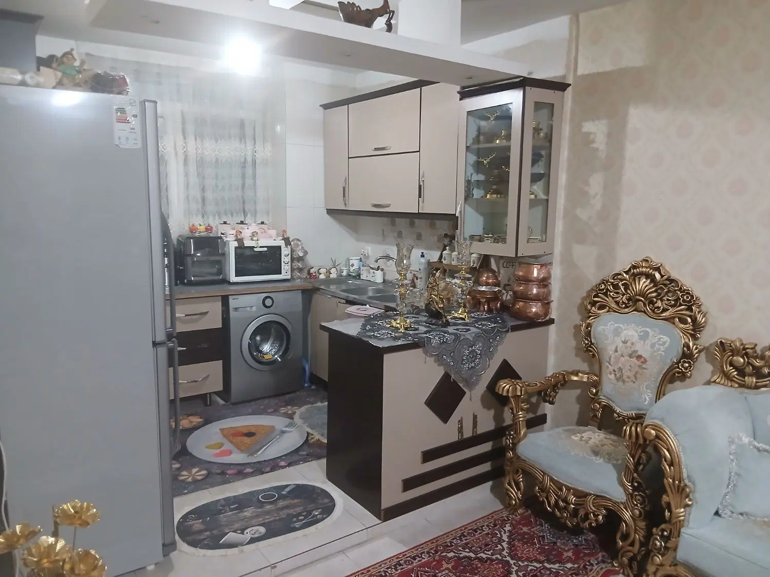 ۵۸متری_آسانسور_بهترین لوکیشن خ مینایی