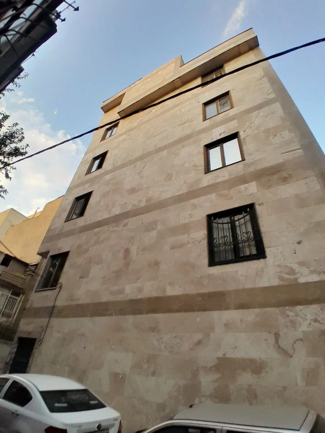 ۵۰ متر طبقه سوم پارکینگ انباری نوساز جیحون