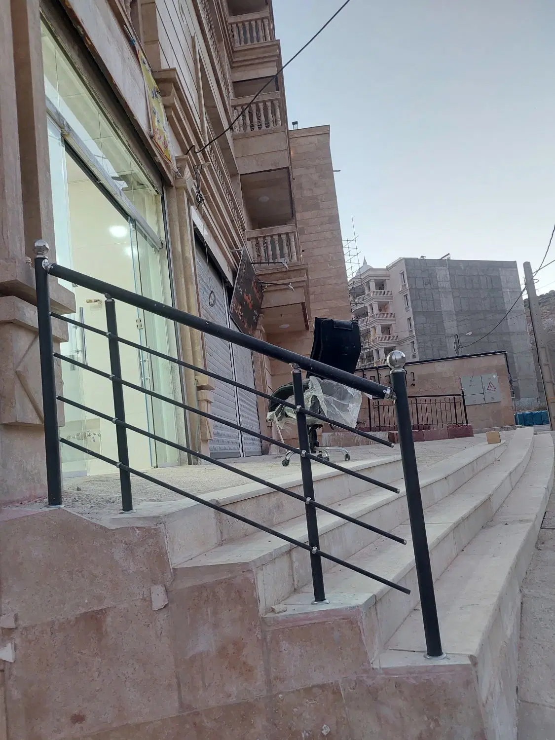 مغازه ۴۰متری استانداری کوی بهاران
