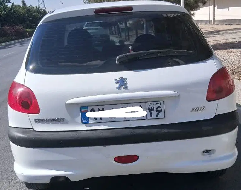 ۲۵۰ متر زمین به همراه پژو ۲۰۶ بهترین موقعیت