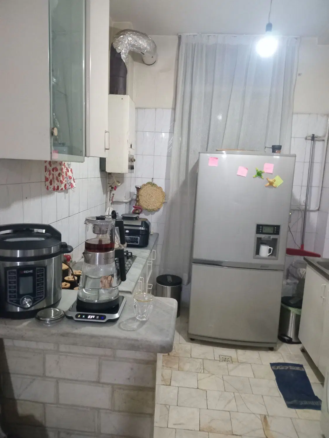 نیازمند همخونه همخانه