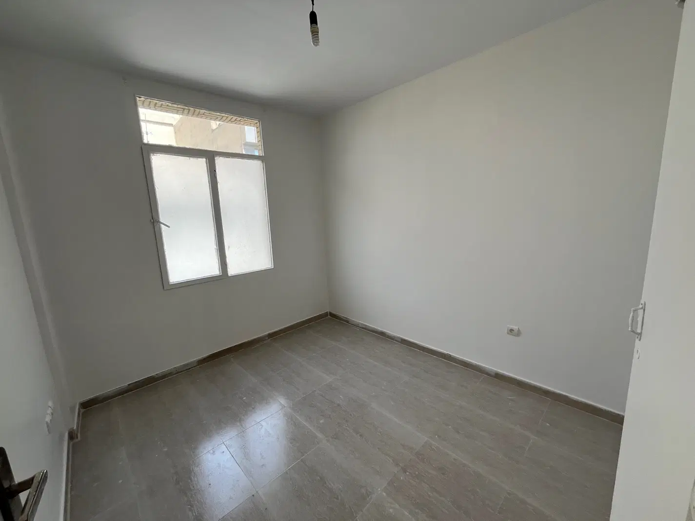 اپارتمان ۵۰ متری اجاره دار ( بازسازی شده )