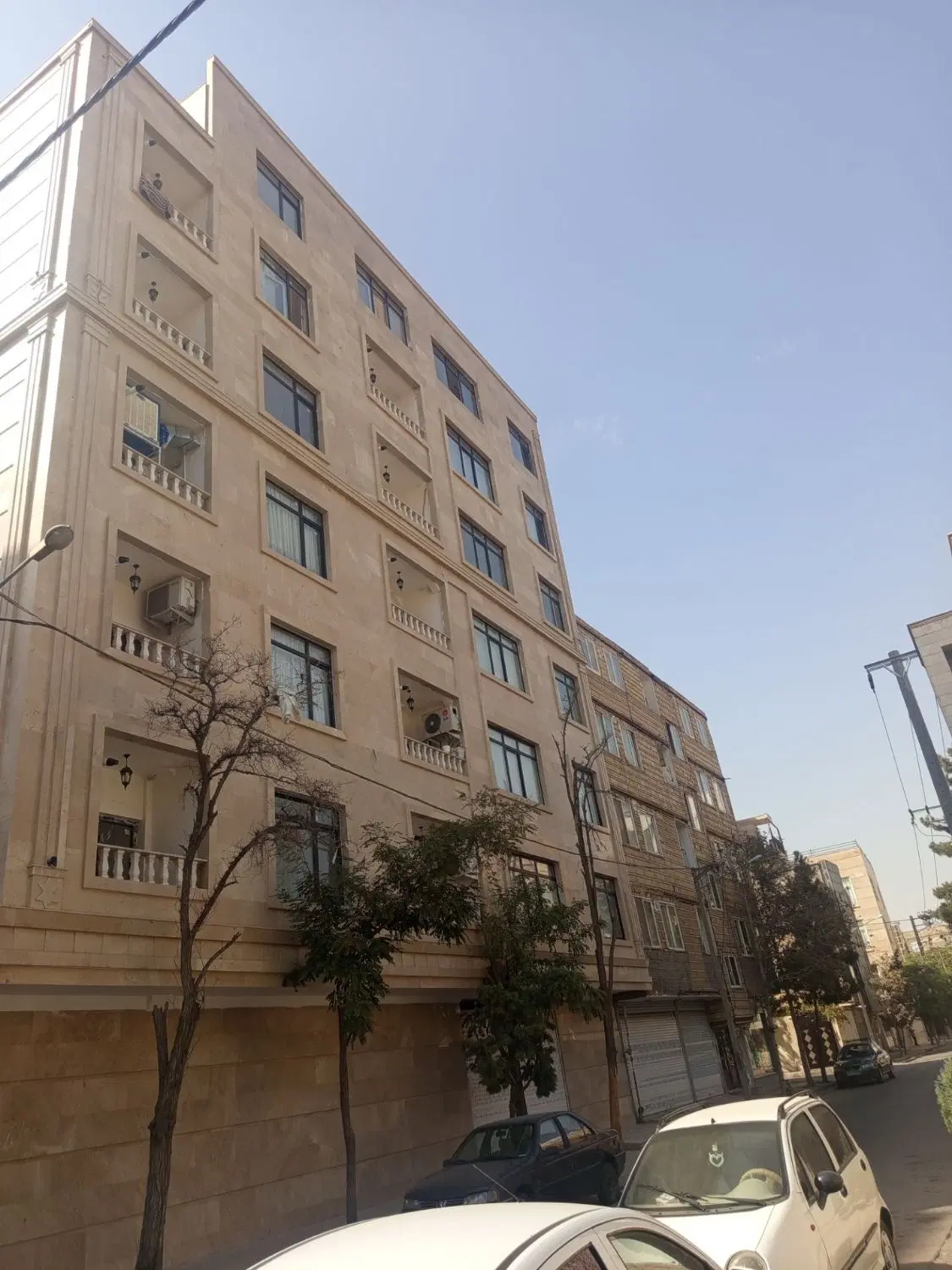 اپارتمان ۱۱۰ متری