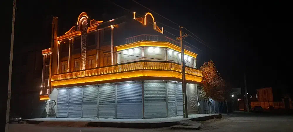 تجاری‌مسکونی‌بهترین‌موقعیت‌در‌شهرک‌فدک‌فاز۲