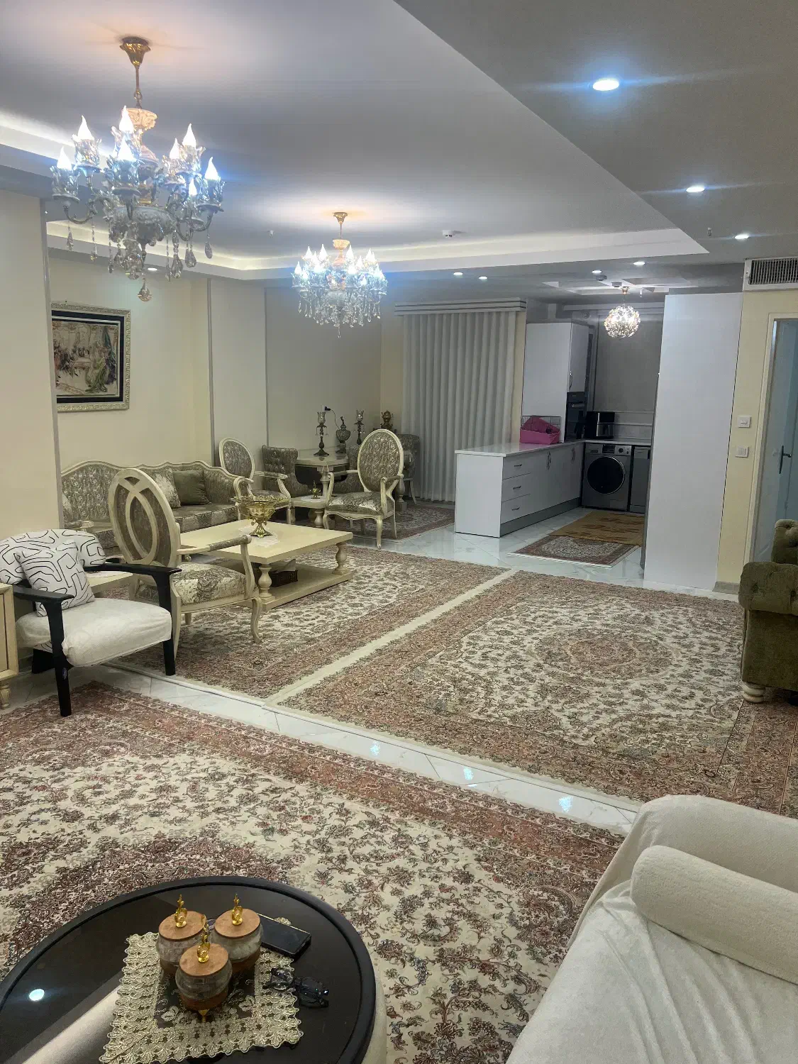 98متر نوساز فول امکانات