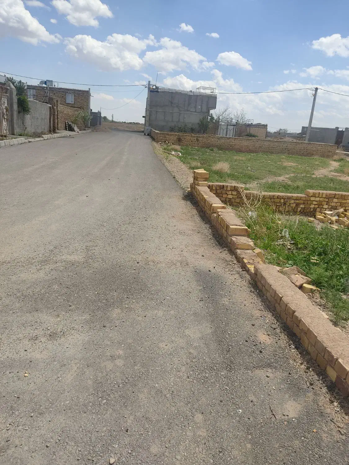 زمین جنوبی اول ورودی نرجه