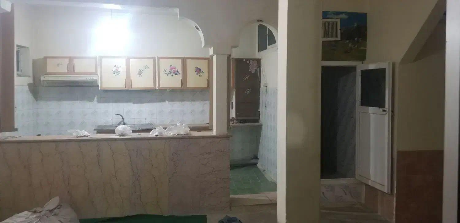 فروش خانه ویلایی ۱۴۰ مترزمین