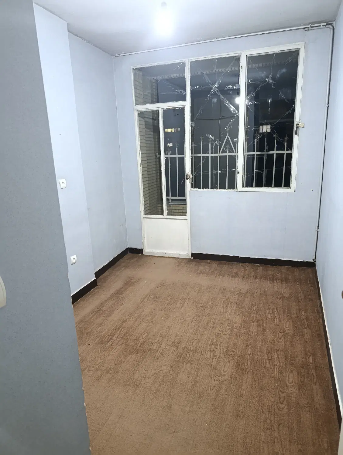 ۸۵ متر پارکینگ انباری طبقه ۳ ابتدایی رنجی شمالی