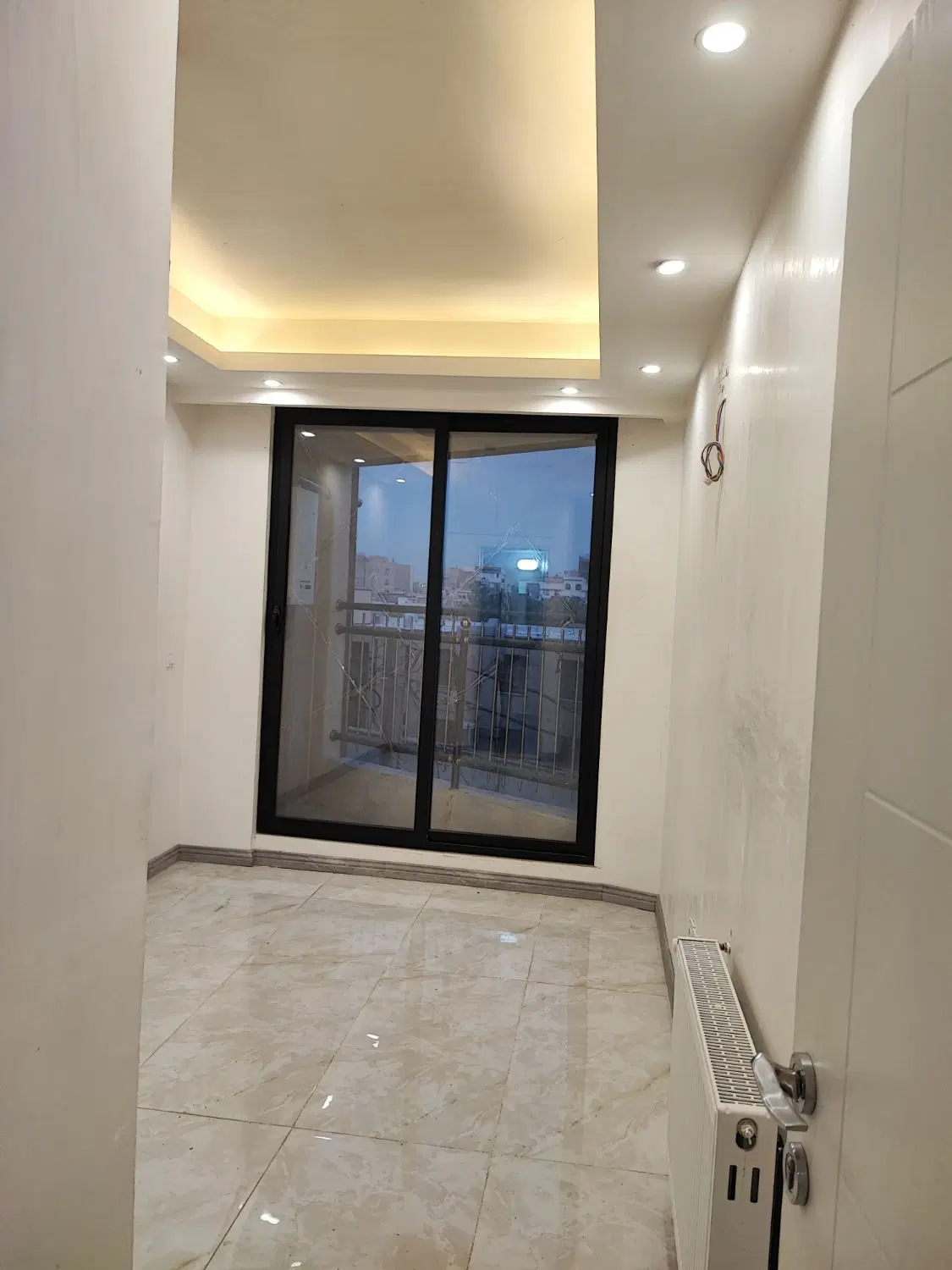 نوساز ۶۳ متر تک واحدی