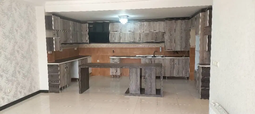 آپارتمان سه خوابه ۱۴۵متر زیرفی