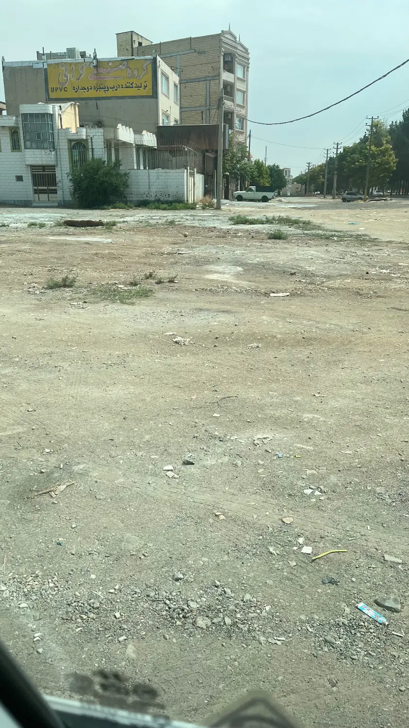 زمین سنددار