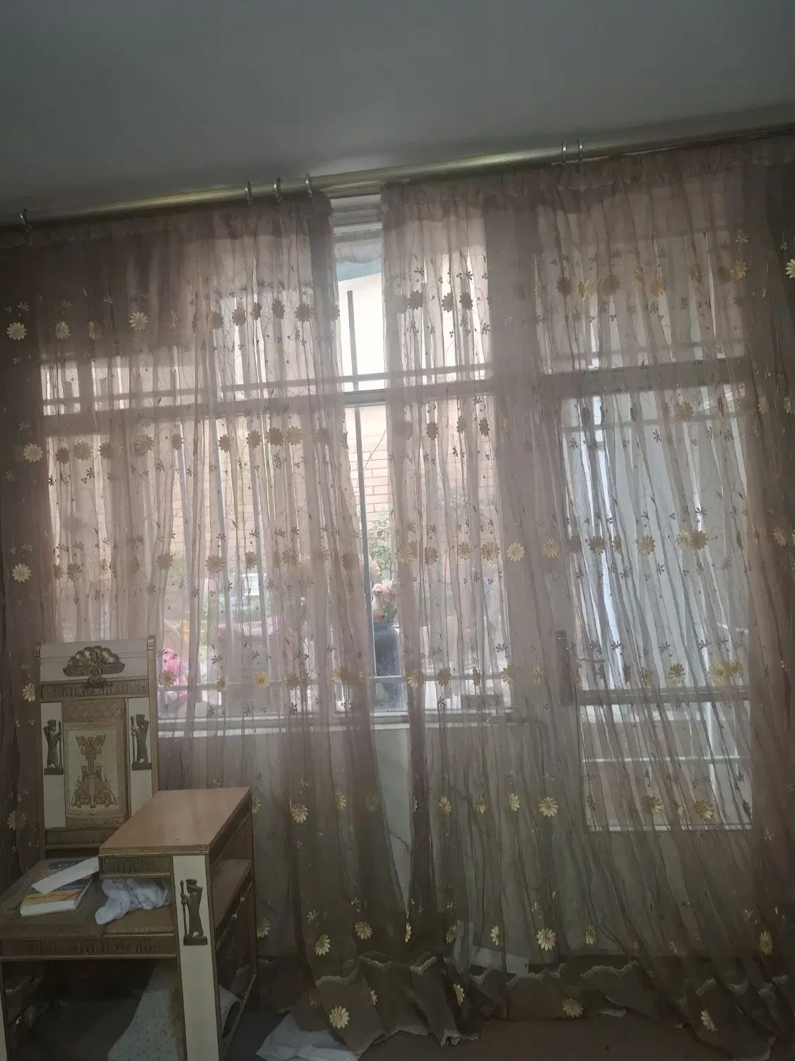 رهن واجاره همکف با حیاط اختصاصی