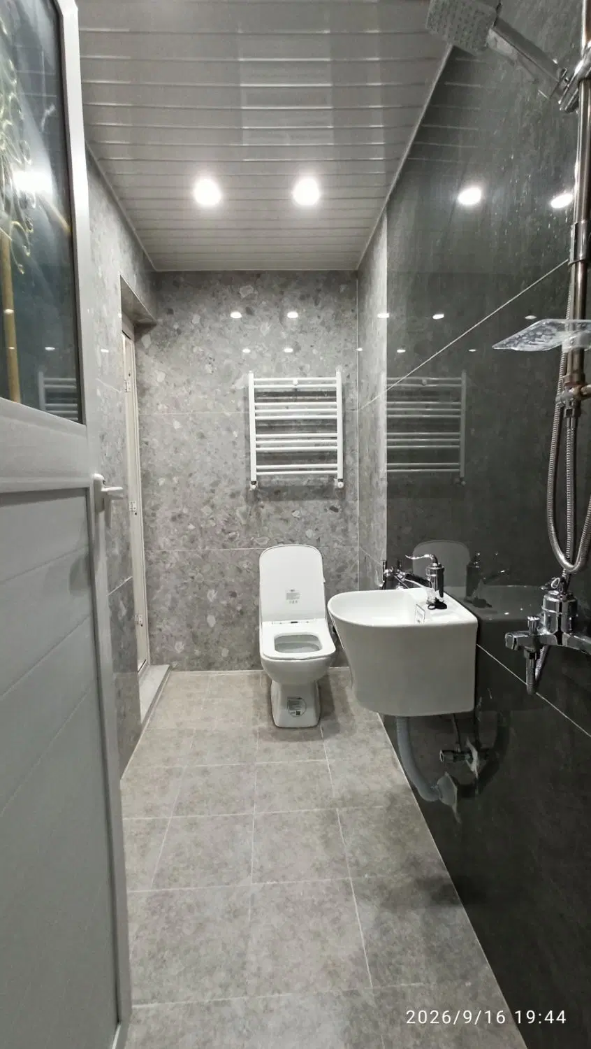 آپارتمان ۱۰۵ متری شیک میرزای شیرازی