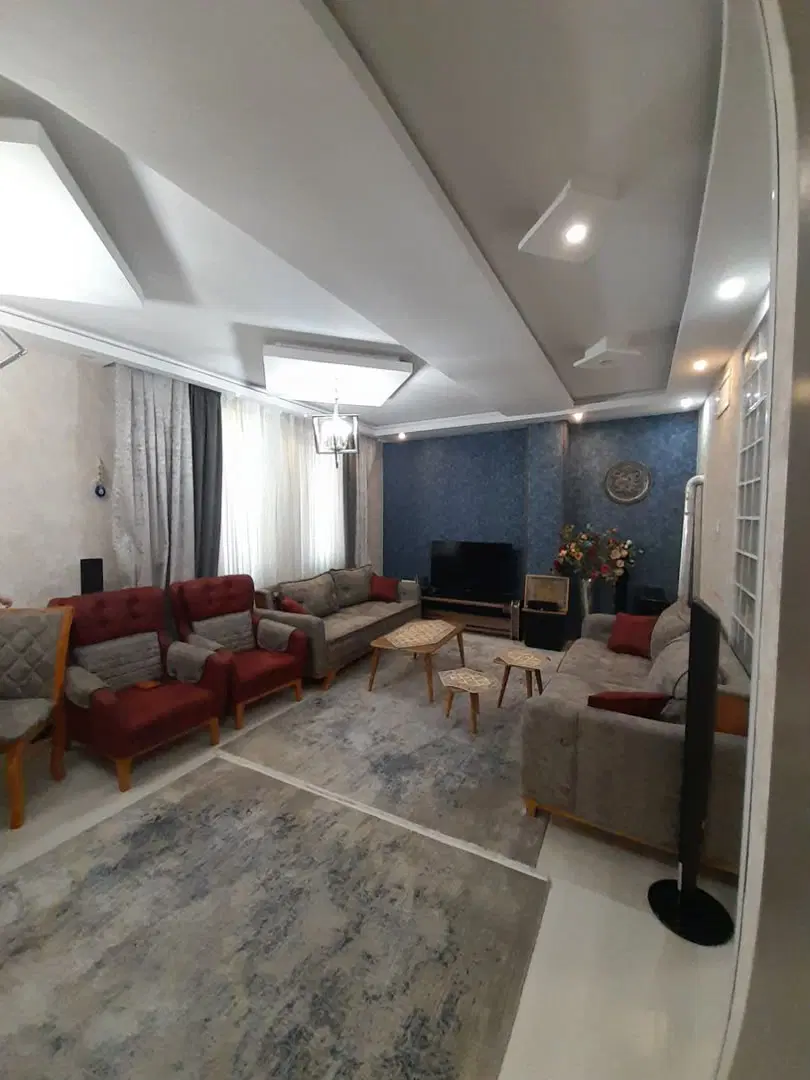 ۷۵متر دو خواب طبقه اول بحر خیابان اصلی