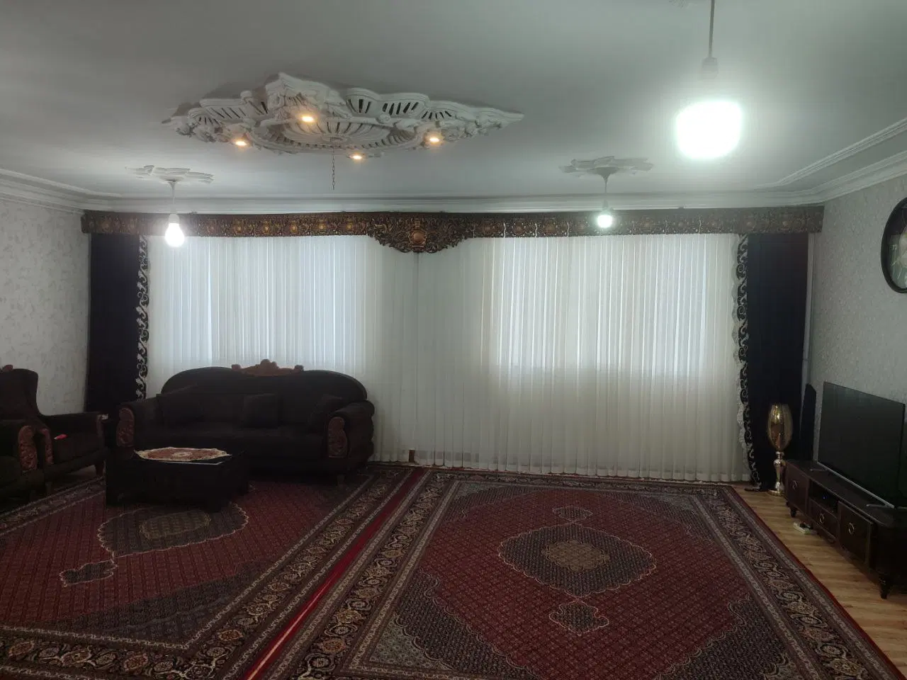 خانه دو طبقه نایسر
