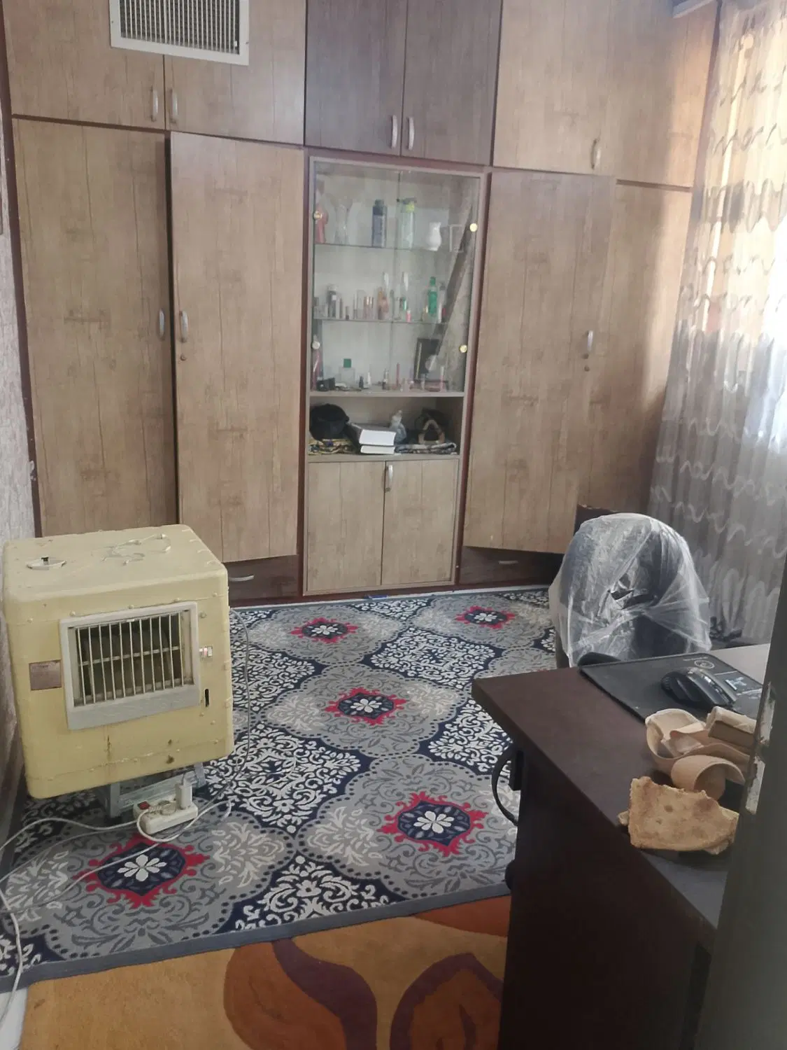 فروشی