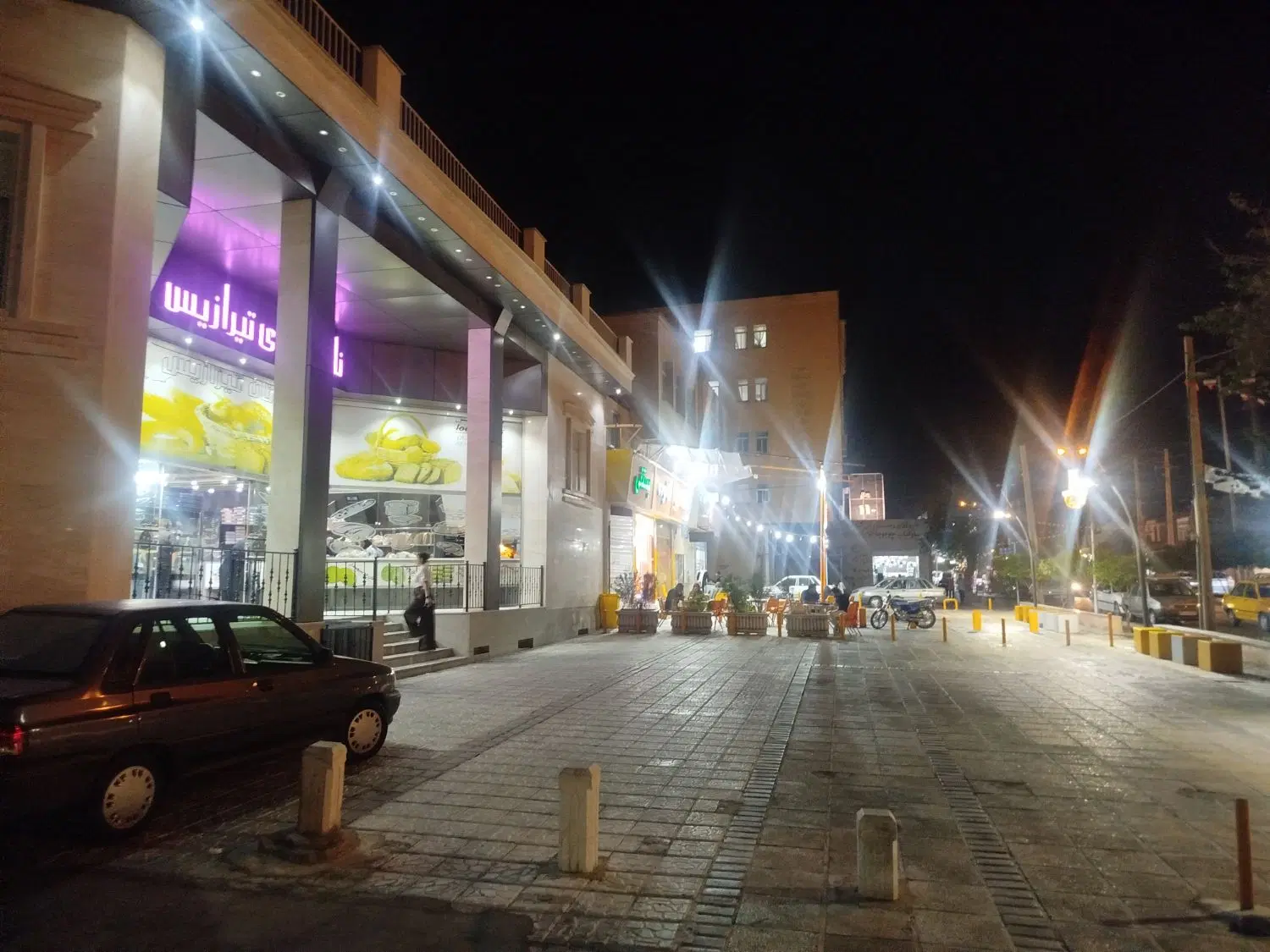 فروش یک واحدنان فانتزی با تجهیزات