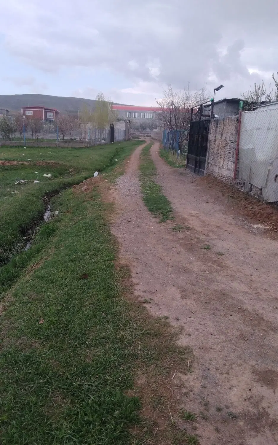 فروش باغ ۱۰۰۰متری تبریز کندرود آماده بهره برداری