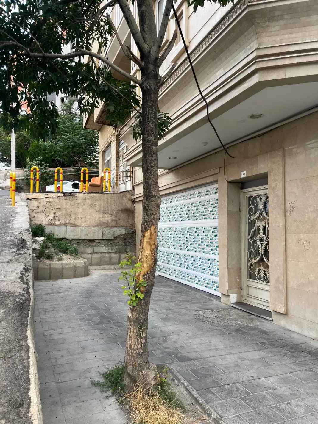 یک باب منزل مسکونی