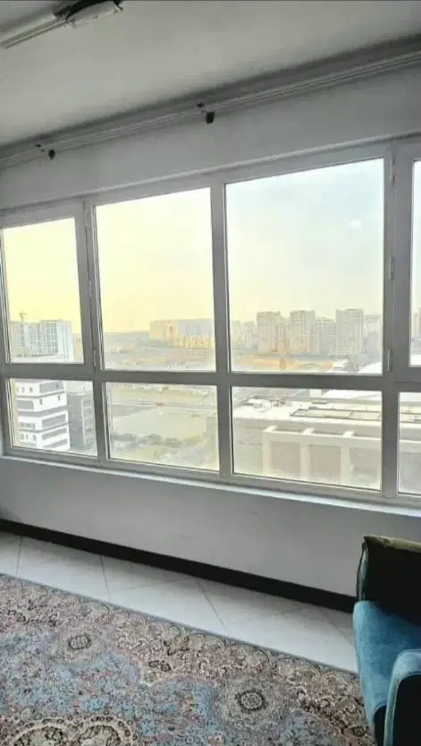 118متری_ دو خواب_تاپ لوکیشن_دریاچه چیتگر