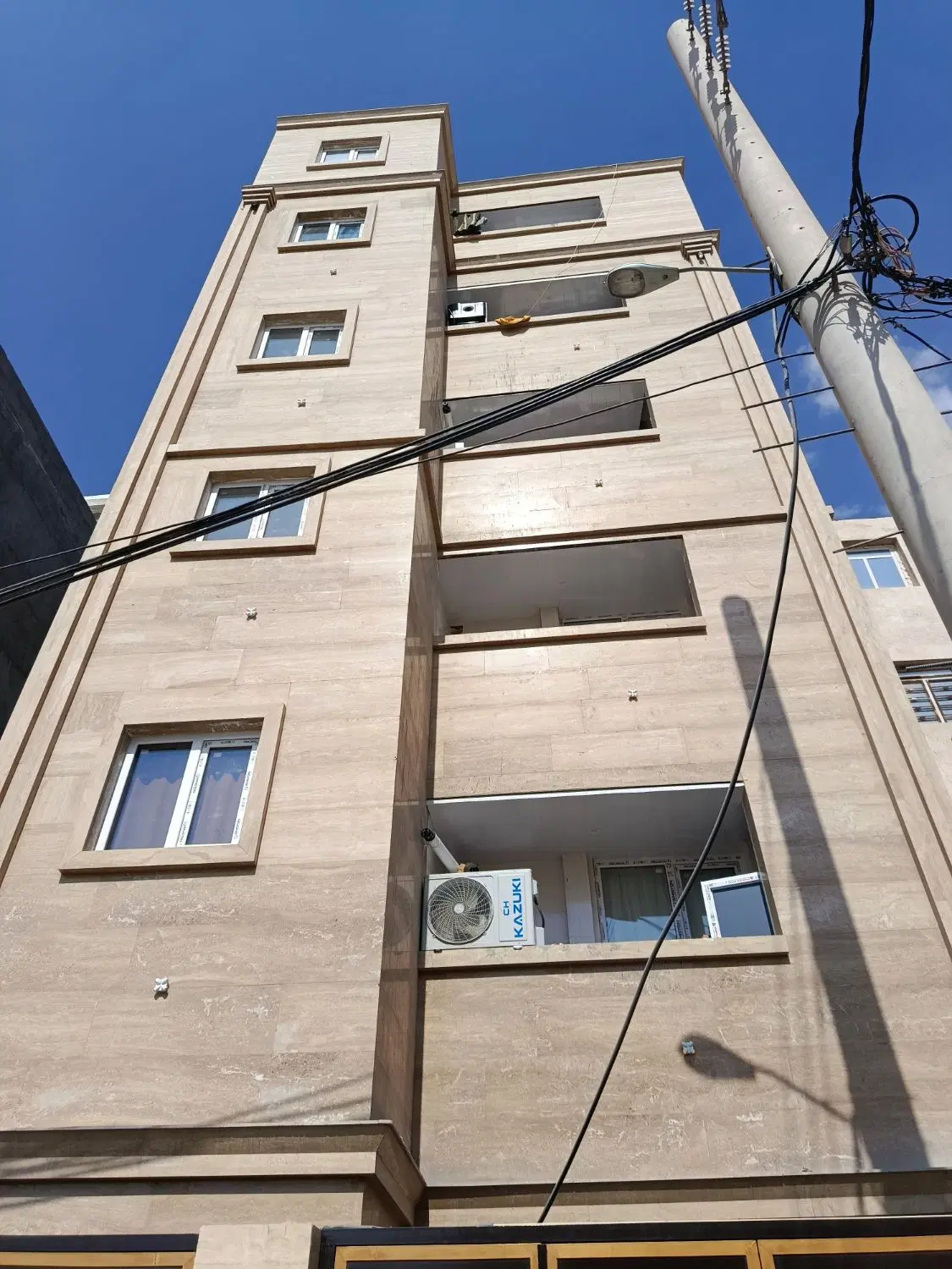 آپارتمان دوخواب کلیدنخورده