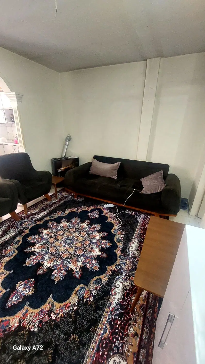 ۴۰ متر بریانک شرقی، طبقه اول،