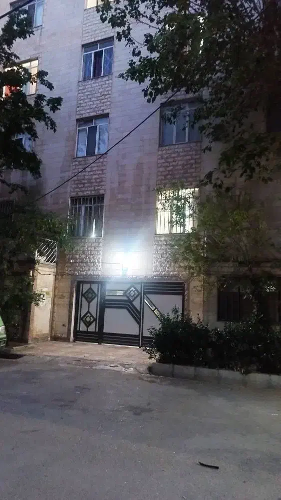 80 متر طبقه چهارم سند دار