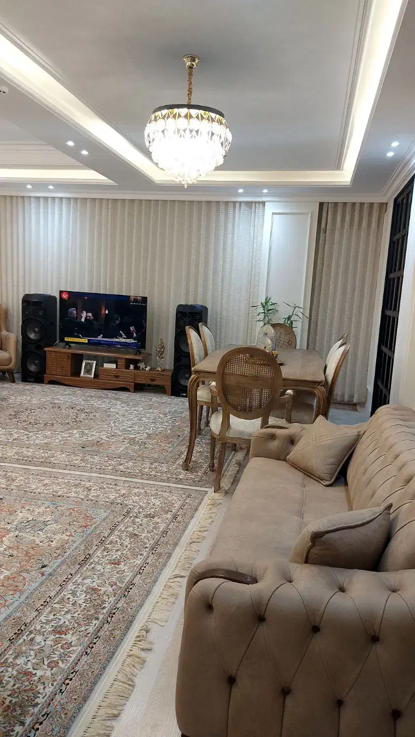 واحد طبقه پنجم و یکم کوثر بلوک ۱۳