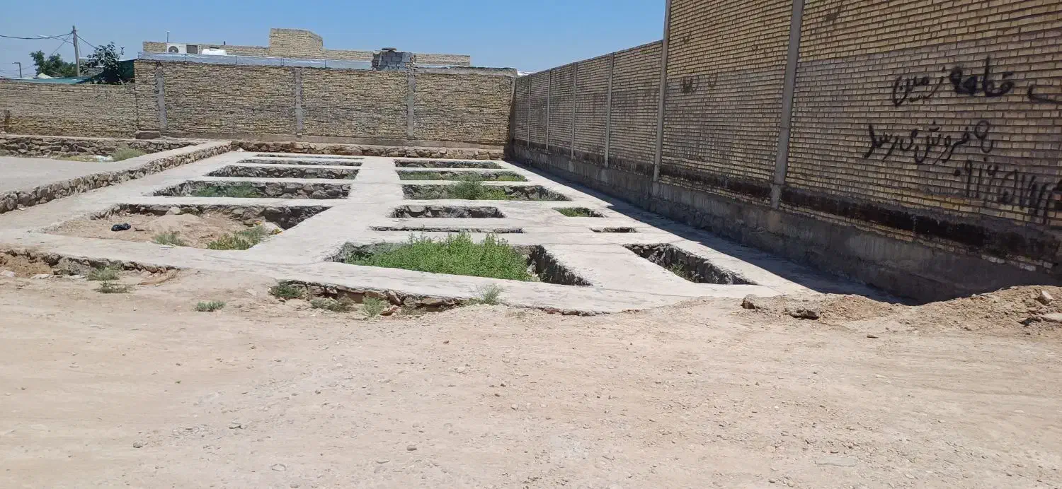 زمین تجاری زیرسازی شده