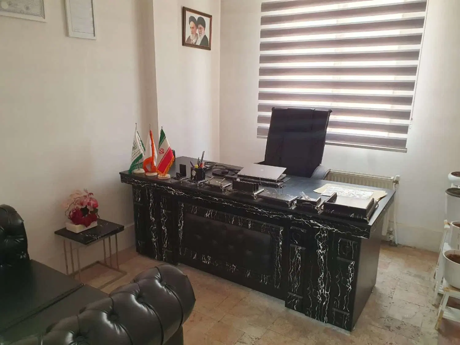 اجاره یک اتاق از دفتر اداری