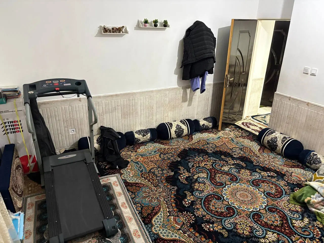 فروش خانه ویلایی در مرکز شهر محله چاه تمر
