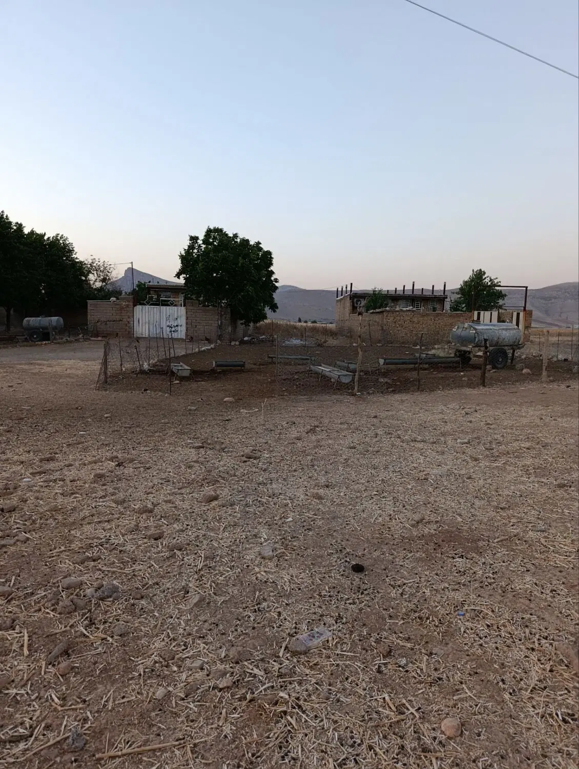 زمین روستایی دارایی