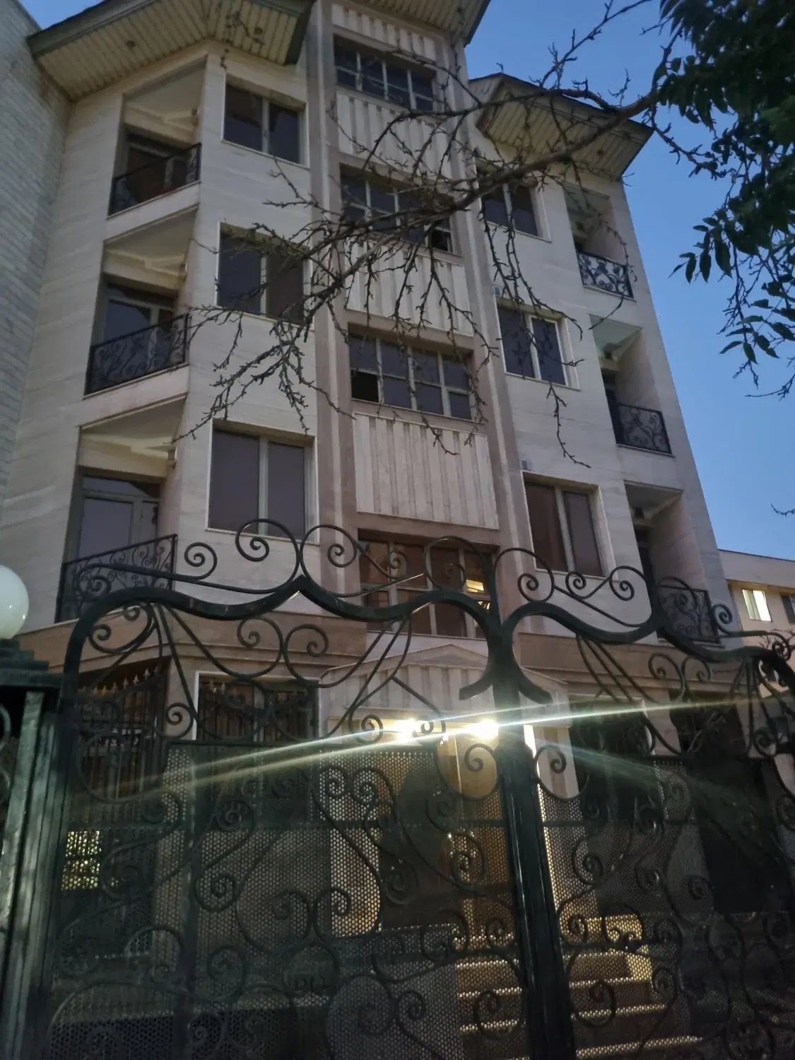 سردار جنگل_۵۵ متر _ کم واحد