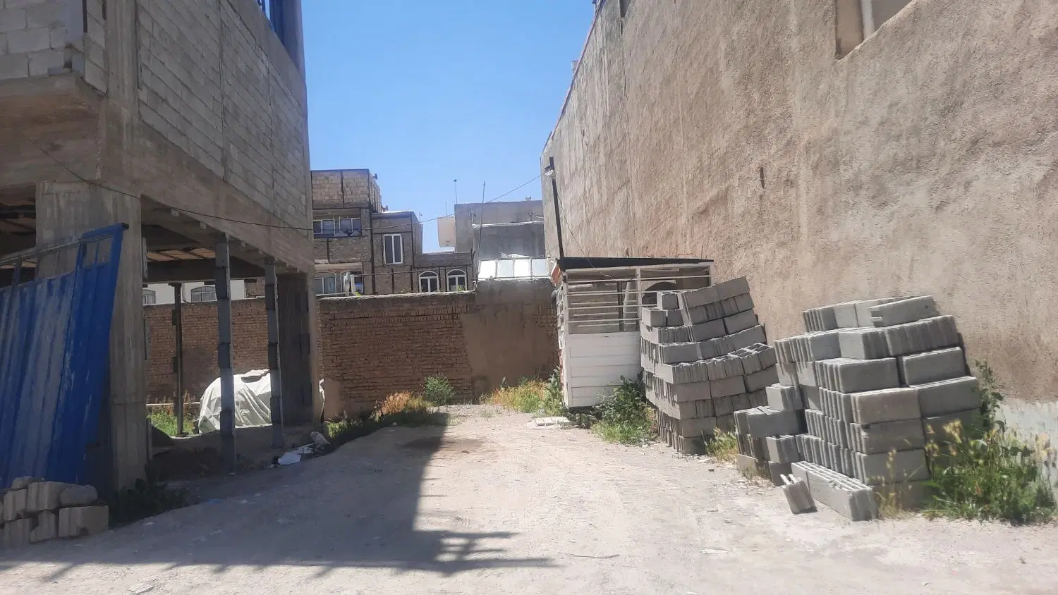 زمین در شاهگلی