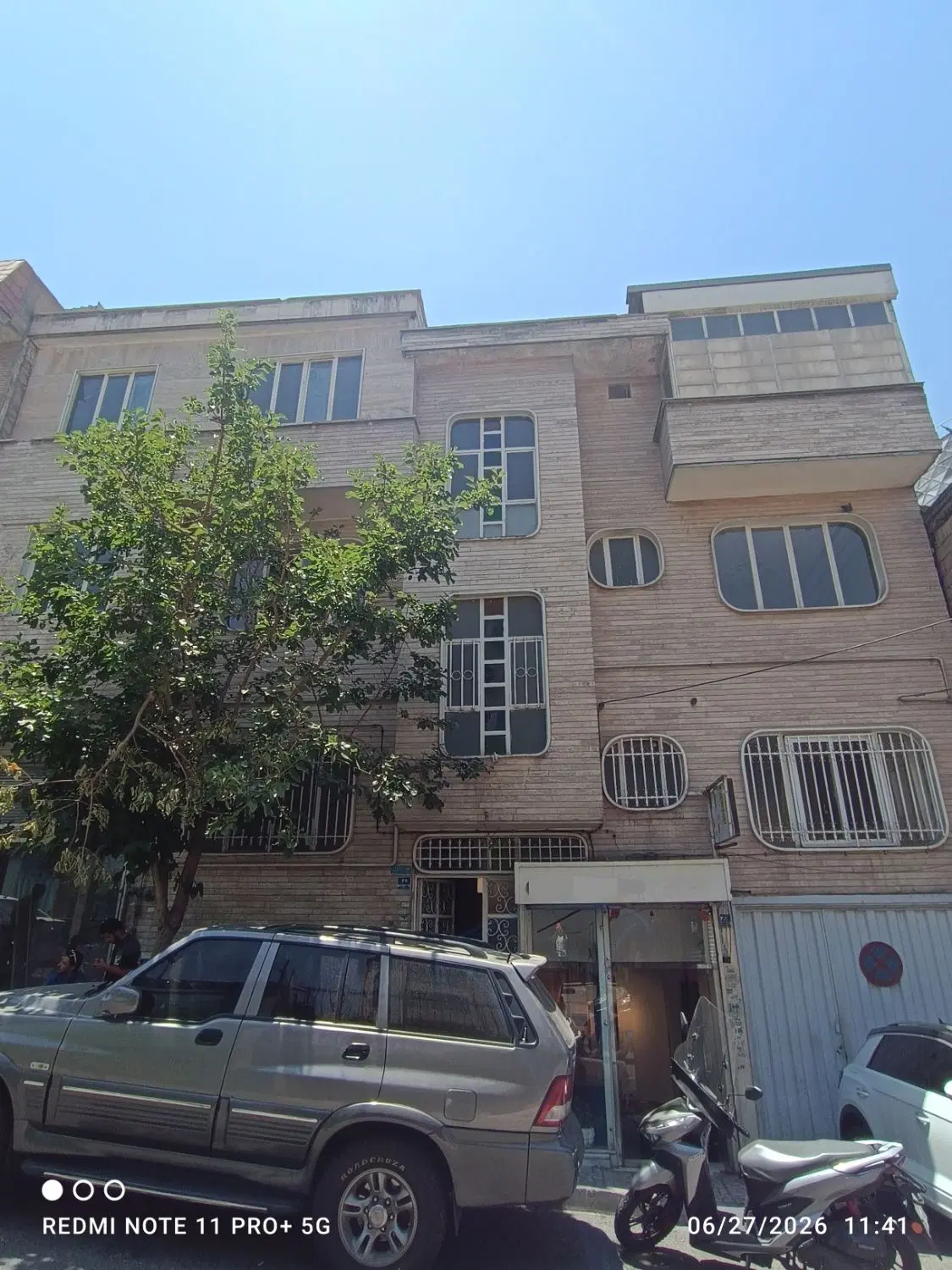 اجاره یکجا خانه مستغلاتی ۳ طبقه با موقعیت ممتاز
