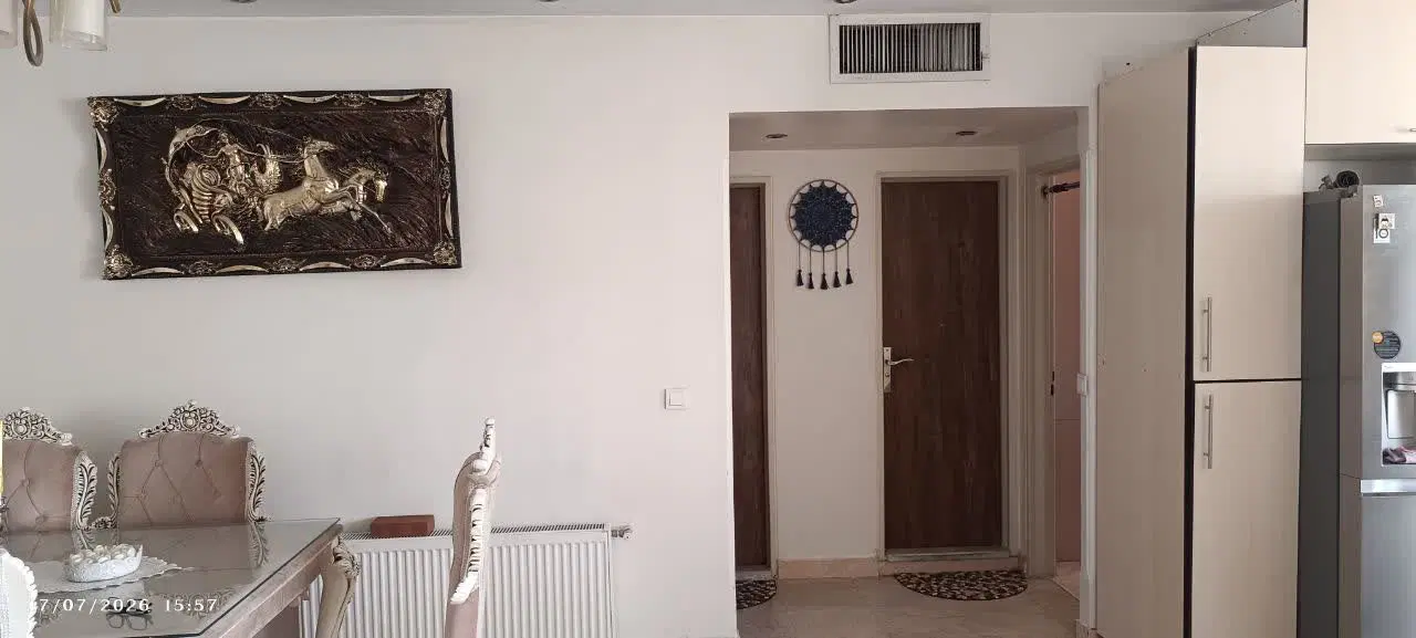 ۱۰۷ متر، دیانت