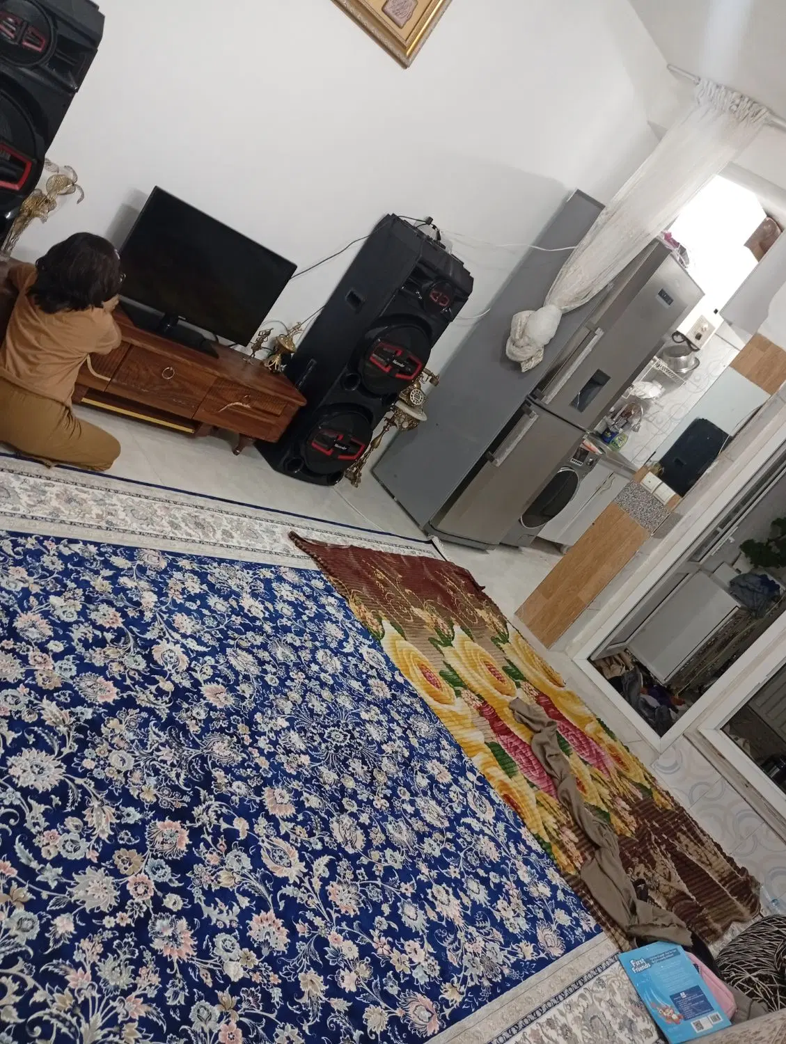 خانه فروشی در بازار روز خیابان تاکسیرانی