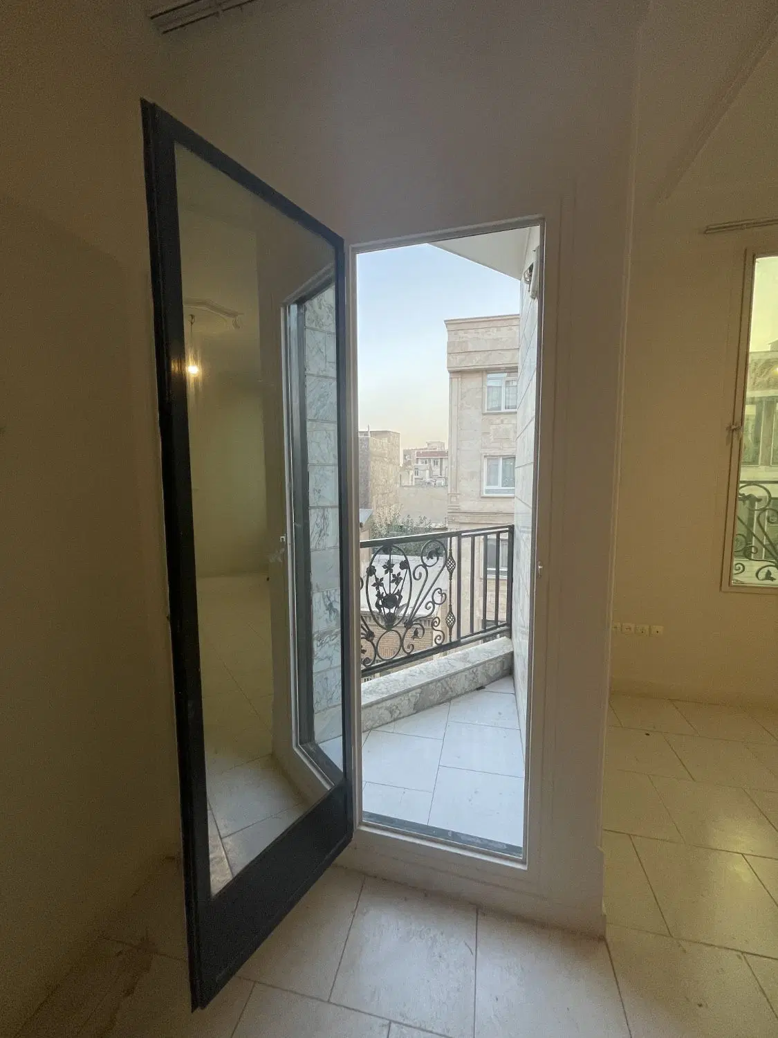 آپارتمان ۵۸ متری سنگلج