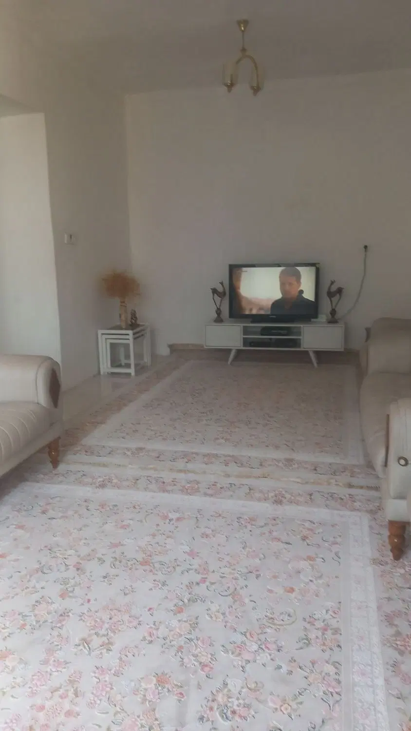 خانه دو طبقه