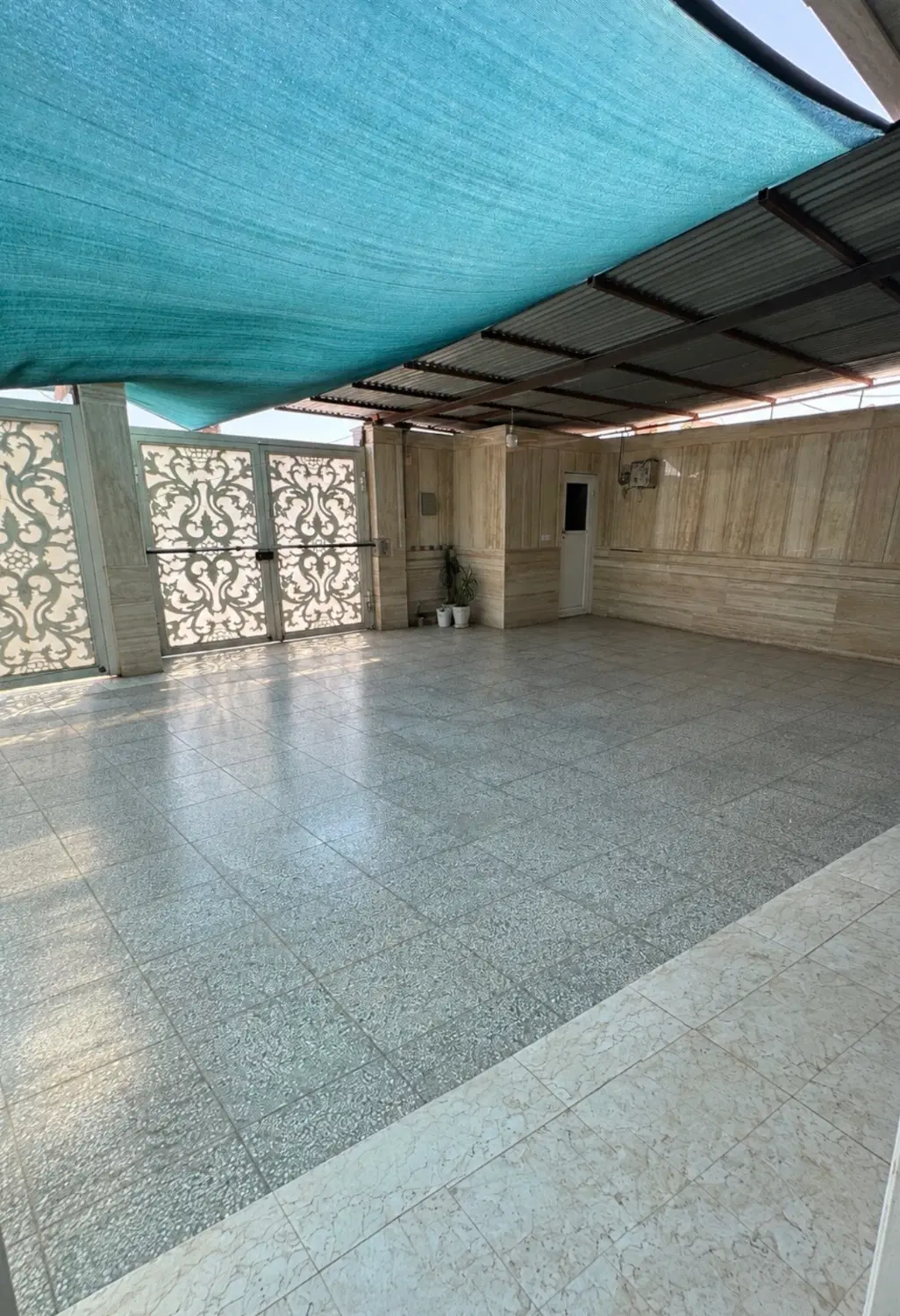 منزل ۹۰متری