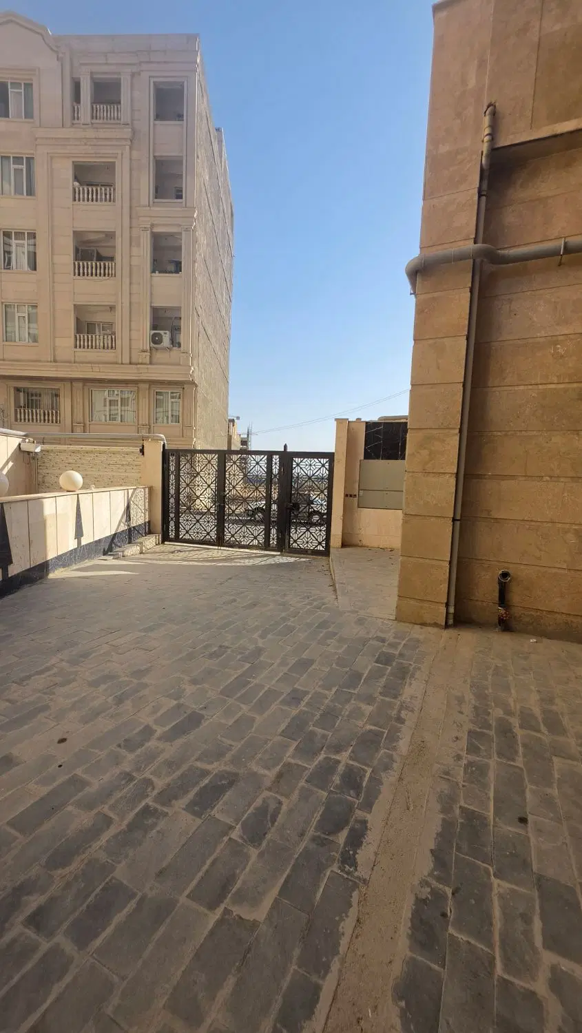 واحد ۷۰ متری دوخواب نوساز بهترین لوکیشن کهریزک