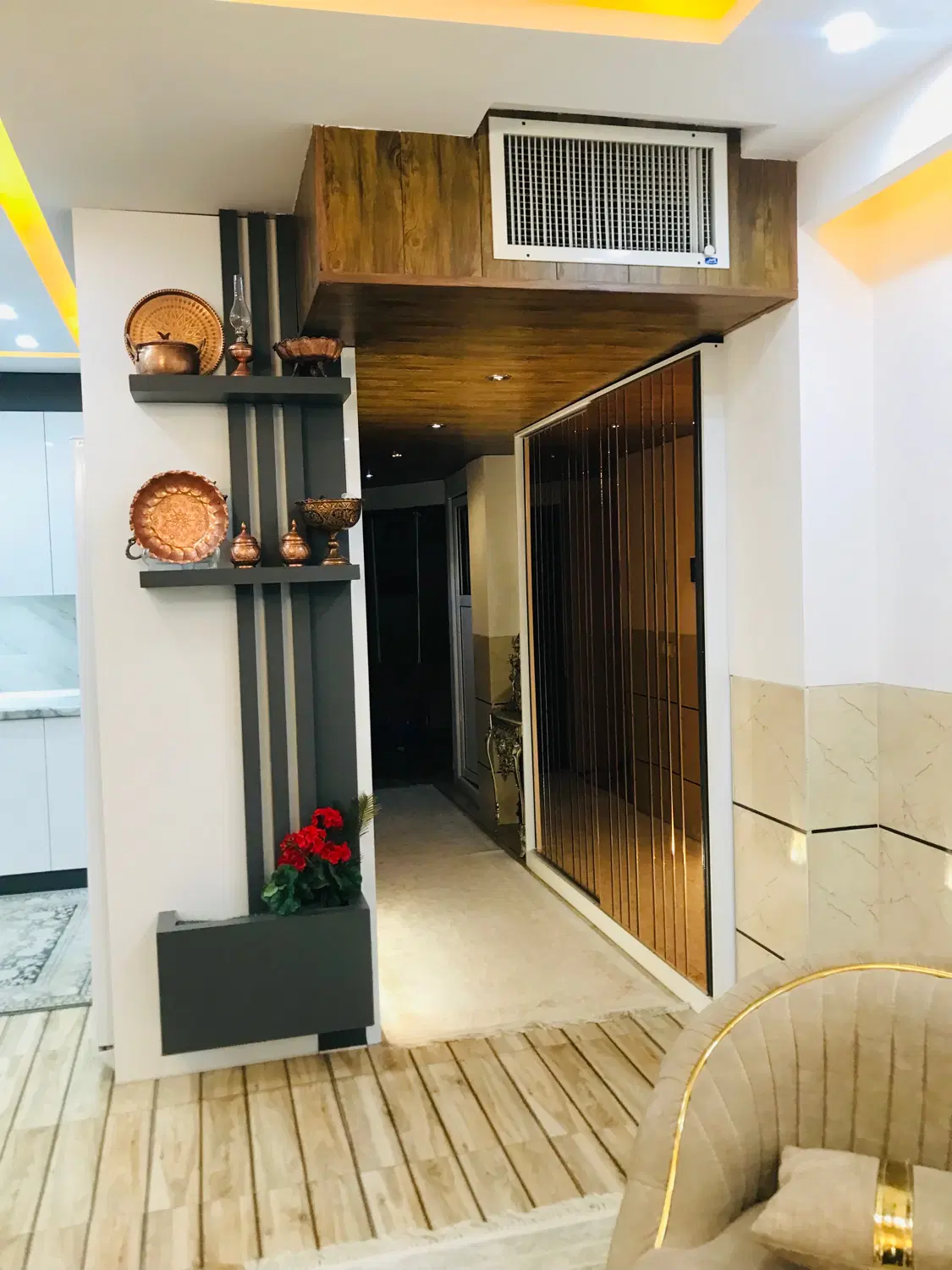 همکف ۱۰۰متری حیاط اختصاصی