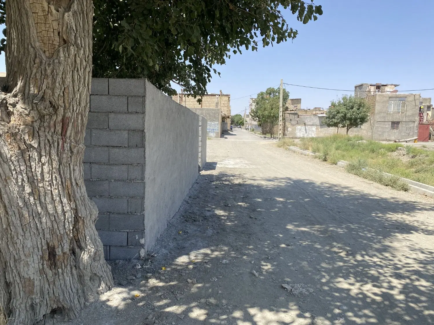 زمین فروشی حاشیه شاهنامه ۳۱