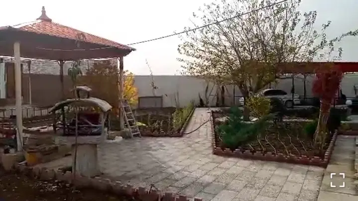 1050متر باغ ویلا