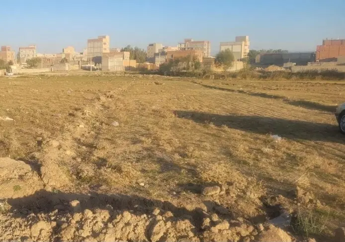 زمین ۱۴۰ متری مناسب ویلایی