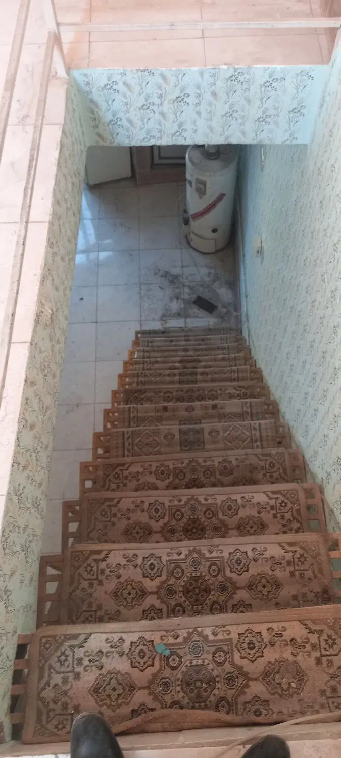 خانه دو طبقه ۷۰ متری هر طبقه ۳۵ متر