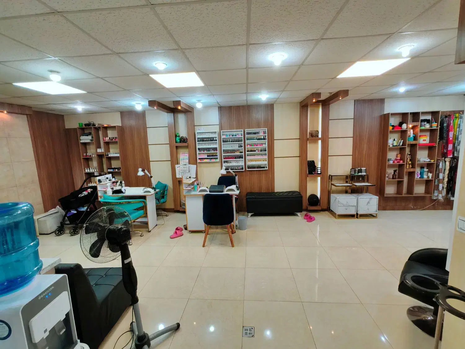 اجاره تجاری ۶۰ متری پیروزی شکوفه
