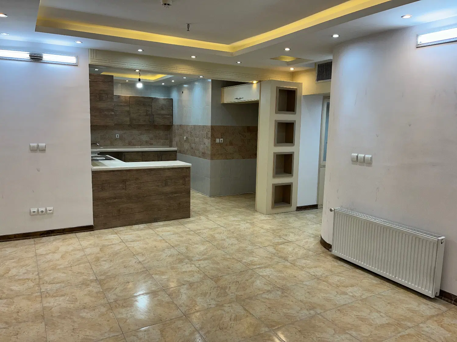 ویوی پارک نزدیک خیابان هر دواتاق دارای پنجره