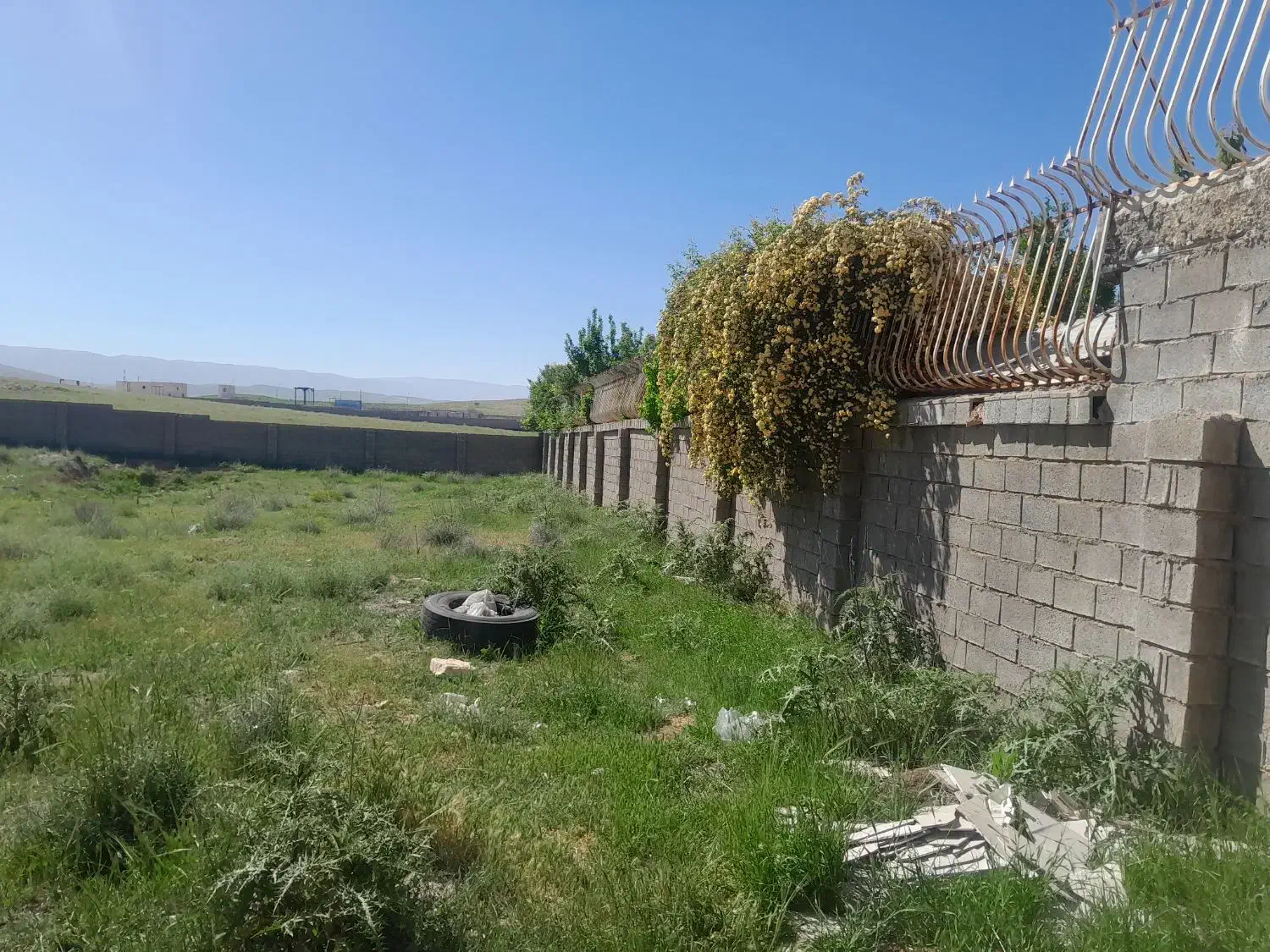 زمین محصور ۲۰۰۰متر صنعتی کوهمره